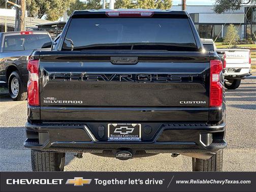 2022 Chevrolet Silverado 1500 Custom
