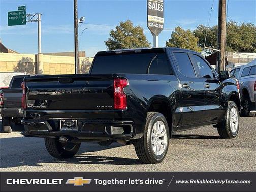 2022 Chevrolet Silverado 1500 Custom