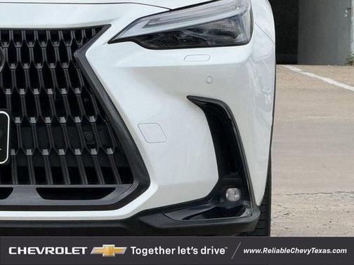 Eminent White Pearl 2025 Lexus NX 450h+ Luxury