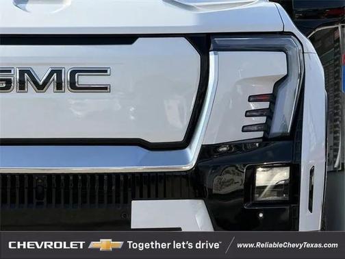 2025 GMC Sierra EV Max Range Denali