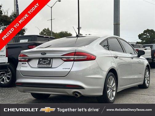 2017 Ford Fusion Hybrid S