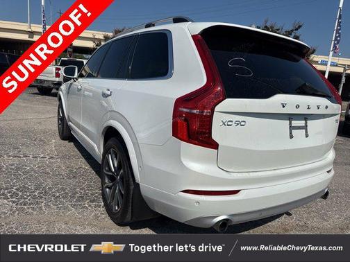 2018 Volvo XC90 T5 Momentum