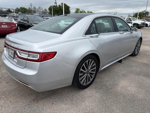 2017 Lincoln Continental Select