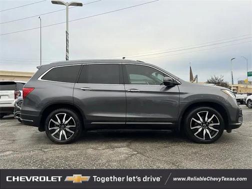 2021 Honda Pilot AWD Elite