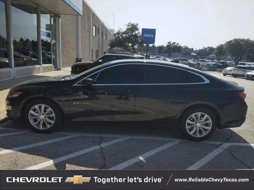 2022 Chevrolet Malibu FWD LT