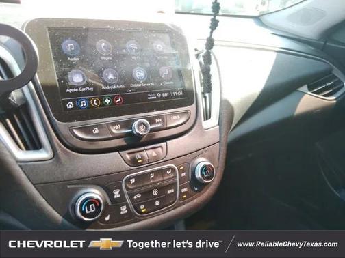 2022 Chevrolet Malibu FWD LT