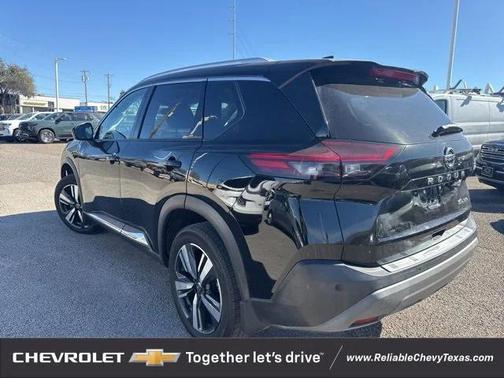 2021 Nissan Rogue SL