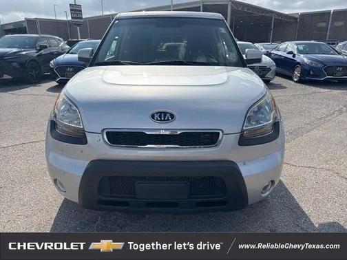2010 Kia Soul +