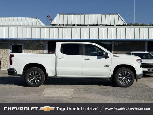 Summit White 2026 Chevrolet Silverado 1500 LT