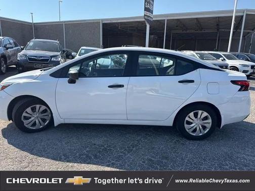 2020 Nissan Versa 1.6 S