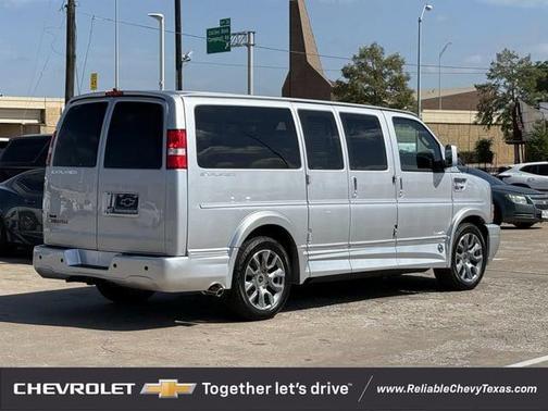 Silver Ice Metallic 2026 Chevrolet Express 2500 LT