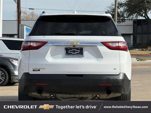 2020 Chevrolet Traverse LT Cloth