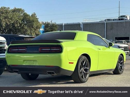 Sublime Metallic Clearcoat 2023 Dodge Challenger GT