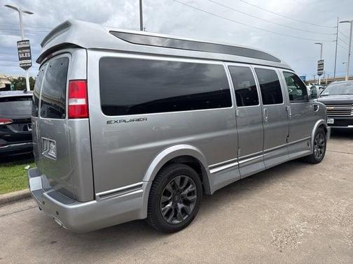 Silver Ice Metallic 2025 Chevrolet Express 2500 LT