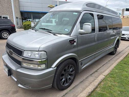 Silver Ice Metallic 2025 Chevrolet Express 2500 LT