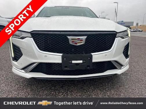 2022 Cadillac CT4 Sport