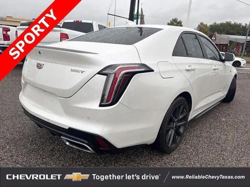 2022 Cadillac CT4 Sport