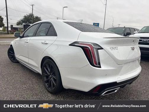 2022 Cadillac CT4 Sport