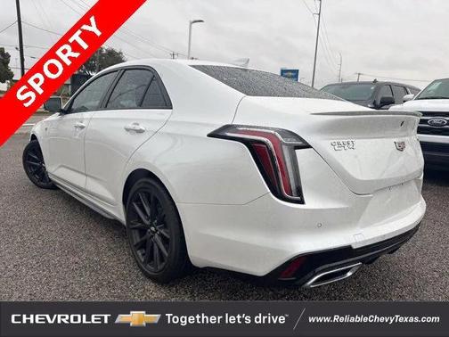 2022 Cadillac CT4 Sport