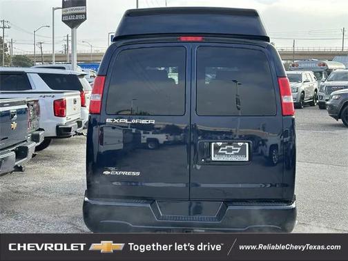 2025 Chevrolet Express 2500 RWD 2500 Regular Wheelbase WT