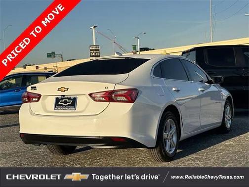 2022 Chevrolet Malibu LT