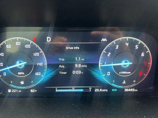 Wolf Gray 2022 Kia Sorento SX