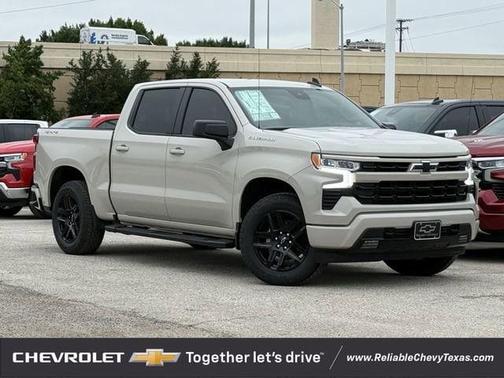 White Sands 2026 Chevrolet Silverado 1500 RST