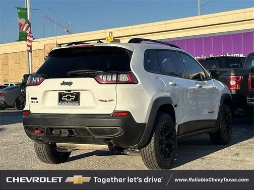 2022 Jeep Cherokee Trailhawk