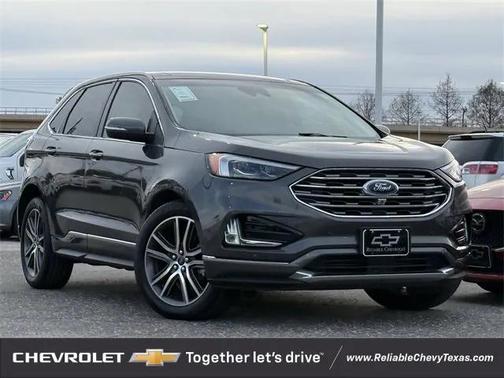 2019 Ford Edge Titanium
