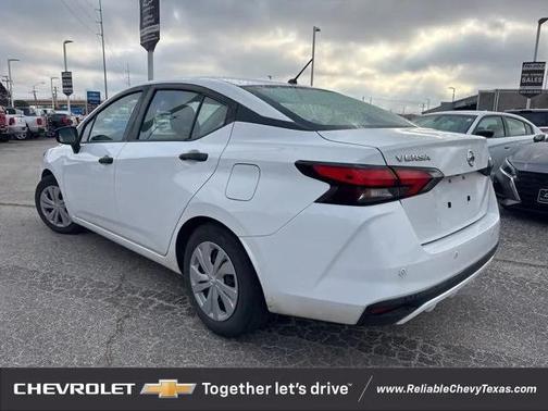 2021 Nissan Versa 1.6 S