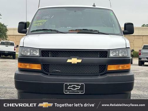 Summit White 2026 Chevrolet Express 3500 3500 Regular Wheelbase, WT, RWD