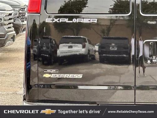 2025 Chevrolet Express 2500 RWD 2500 Extended Wheelbase WT