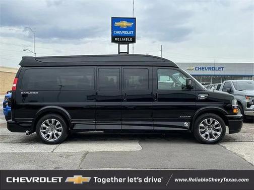 2025 Chevrolet Express 2500 RWD 2500 Extended Wheelbase WT