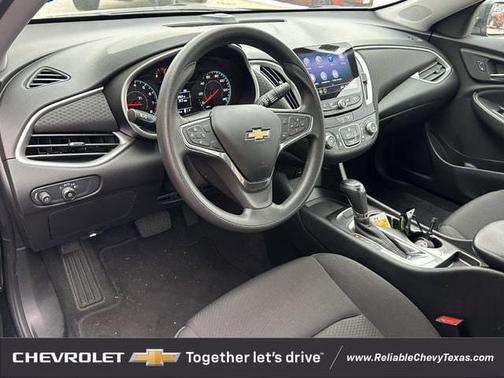 Mosaic Black Metallic 2020 Chevrolet Malibu 1LS