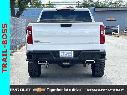 2024 Chevrolet Silverado 1500 Custom Trail Boss
