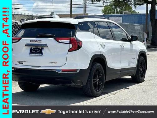 2022 GMC Terrain AWD AT4