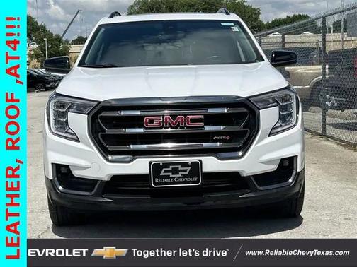 2022 GMC Terrain AWD AT4