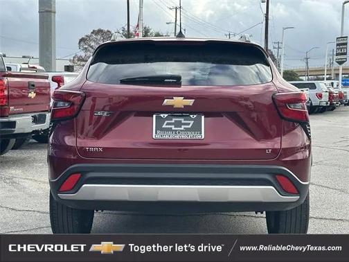 2025 Chevrolet Trax LT