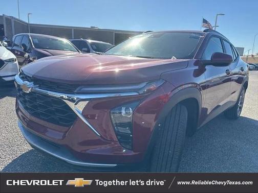 2025 Chevrolet Trax LT