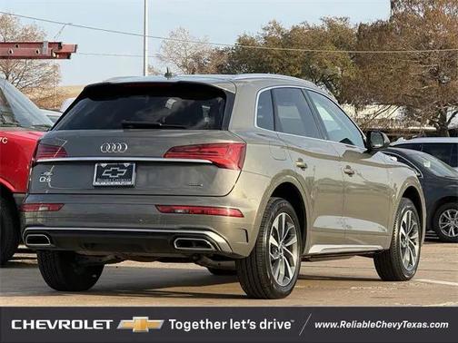 2024 Audi Q5 45 S line Premium Plus