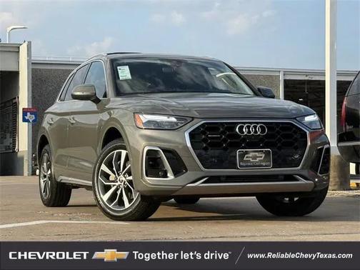 2024 Audi Q5 45 S line Premium Plus