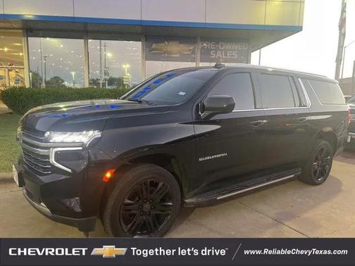 2023 Chevrolet Suburban LT