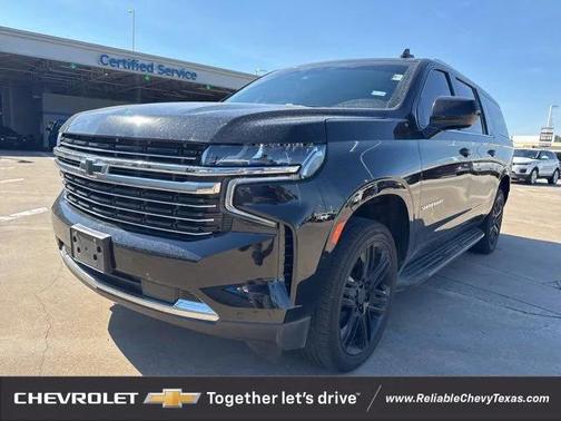 2023 Chevrolet Suburban LT