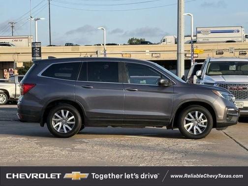 Gray 2021 Honda Pilot 2WD EX-L
