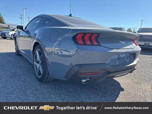 2025 Ford Mustang EcoBoost