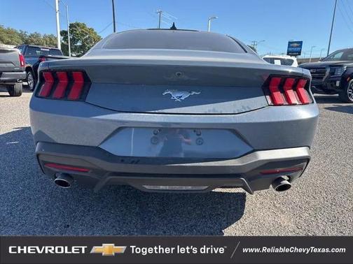 2025 Ford Mustang EcoBoost
