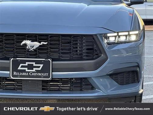 2025 Ford Mustang EcoBoost