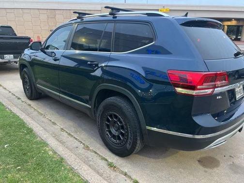 Blue 2019 Volkswagen Atlas 3.6L SEL