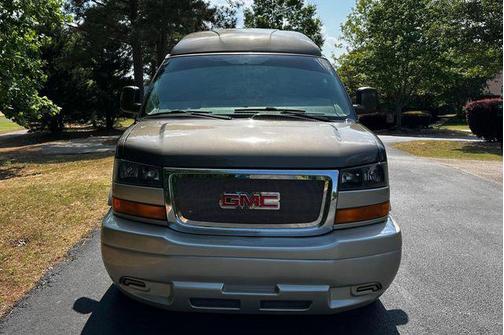 Bronze Alloy Metallic 2016 GMC Savana 2500 Work Van