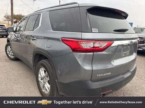 2021 Chevrolet Traverse LT Cloth